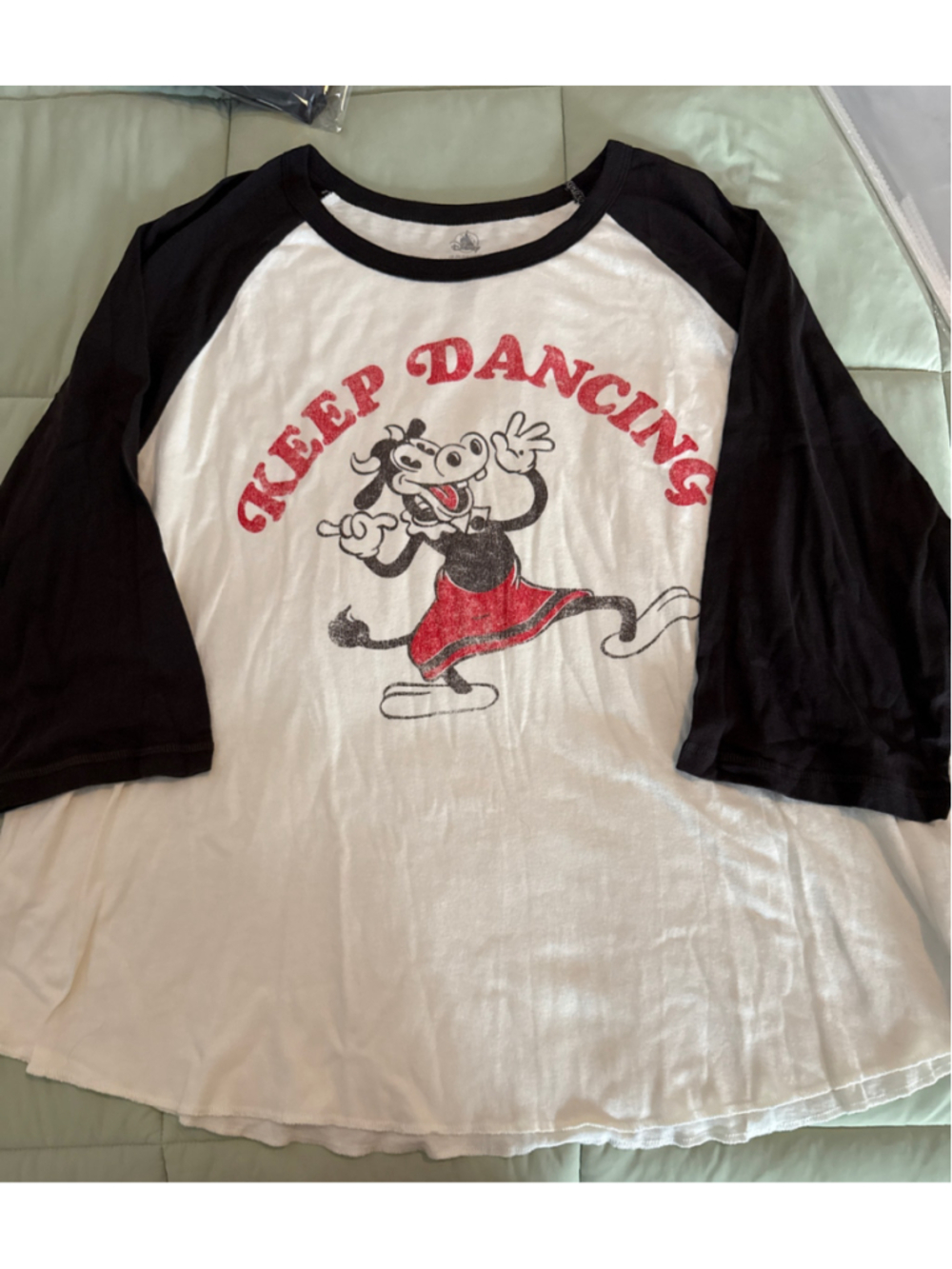 #0273 - Women's Disney Black & White Keep Dancing Long Sleeve Tee 4XL - Picture 1 of 2